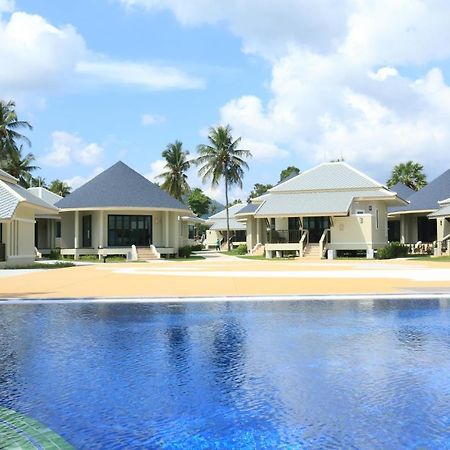 Wis Beach Khanom Dış mekan fotoğraf