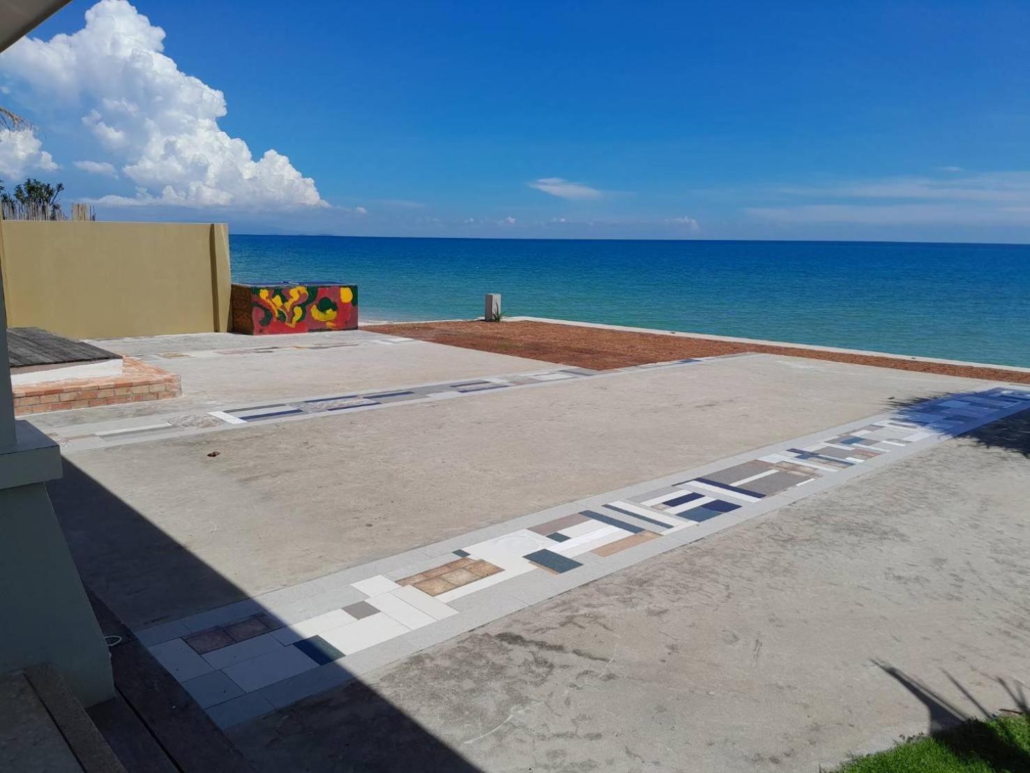 Wis Beach Khanom Dış mekan fotoğraf