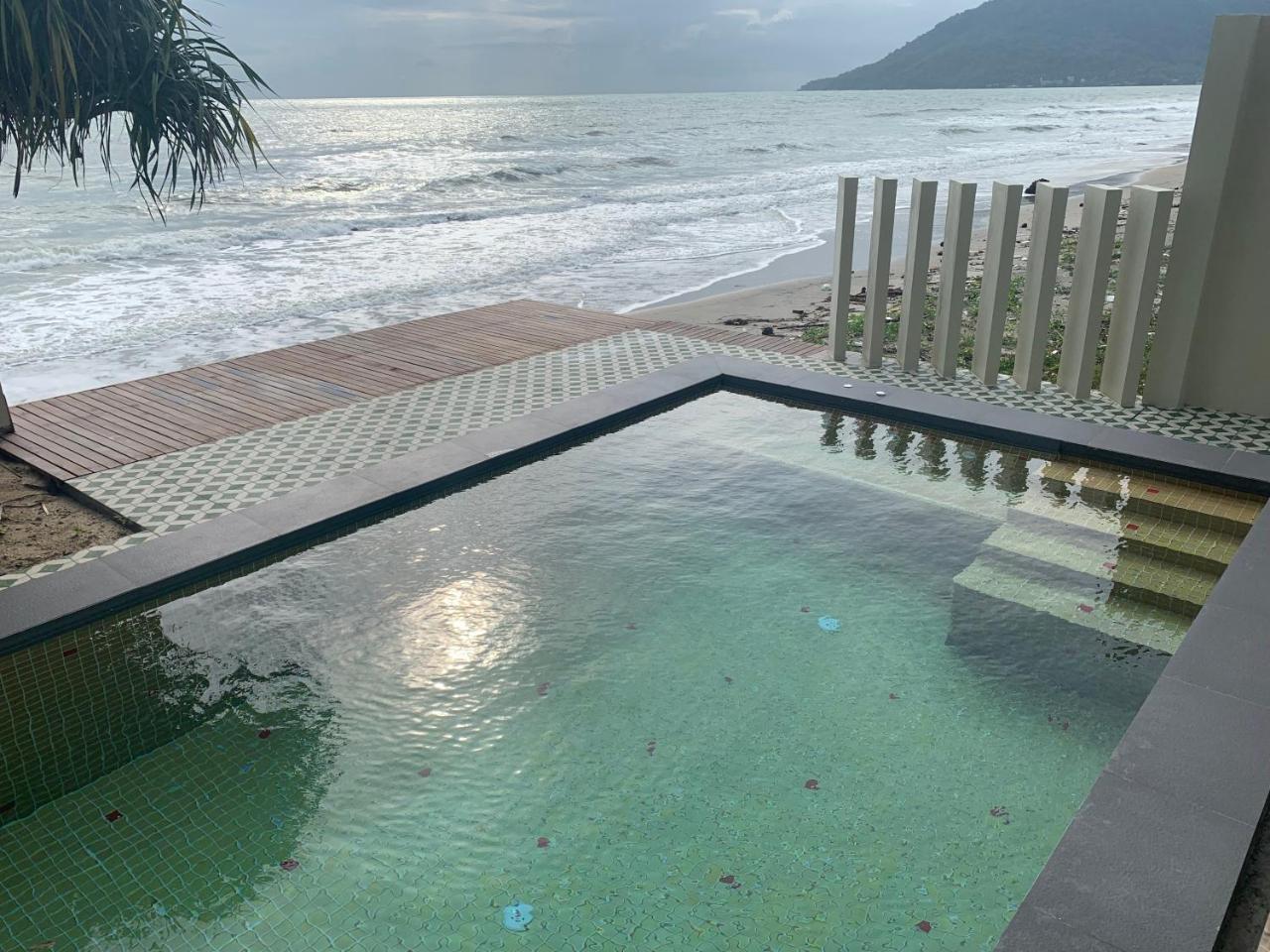 Wis Beach Khanom Dış mekan fotoğraf